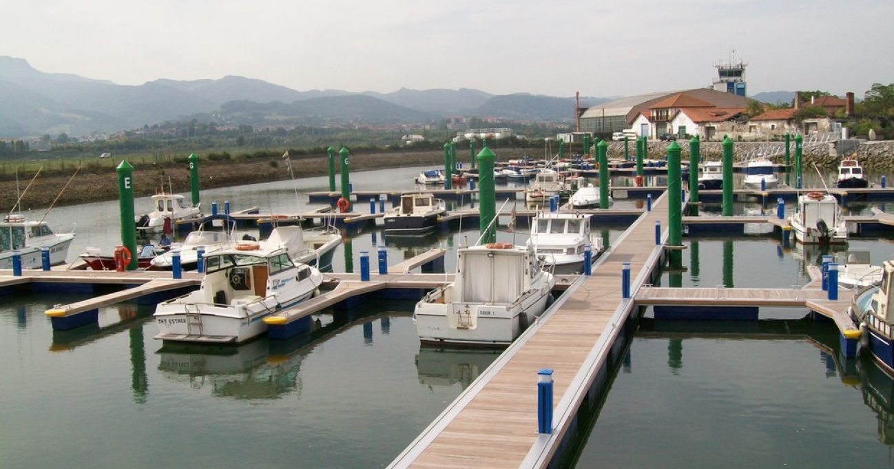 Puerto Molla Hondarribia