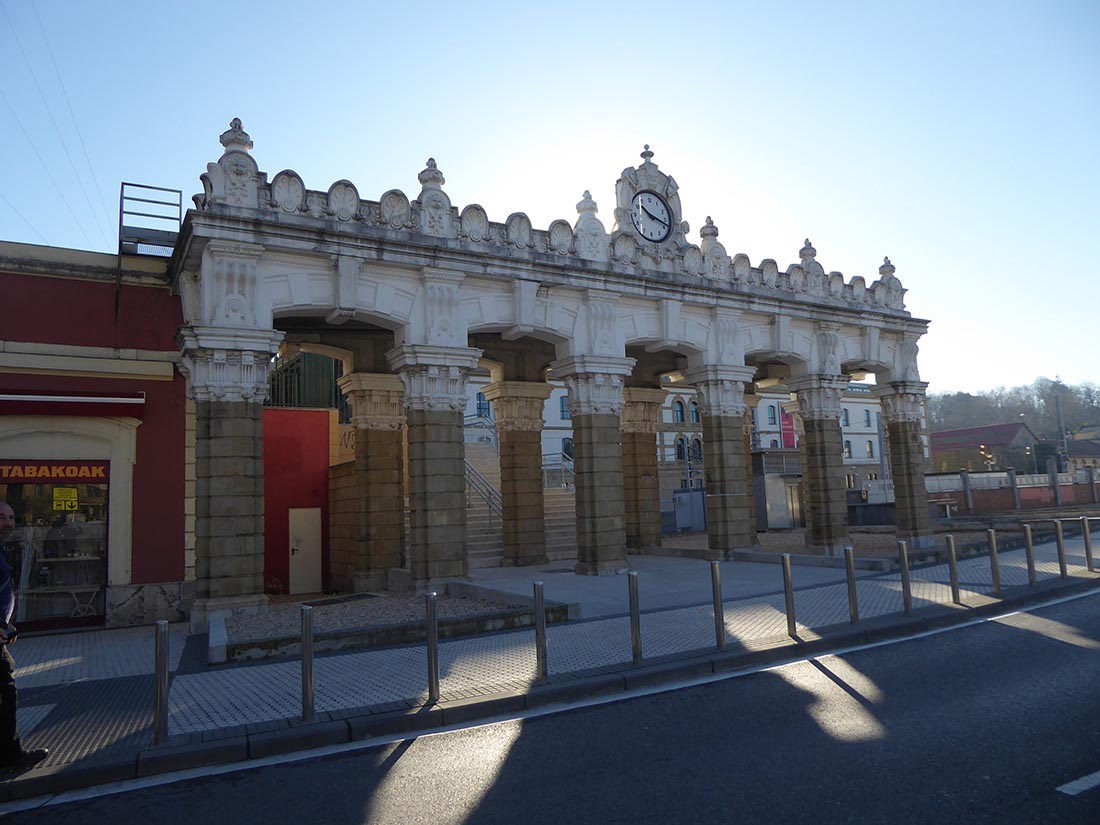 Conjunto estación del Norte-Puente de MC y Tabacalera