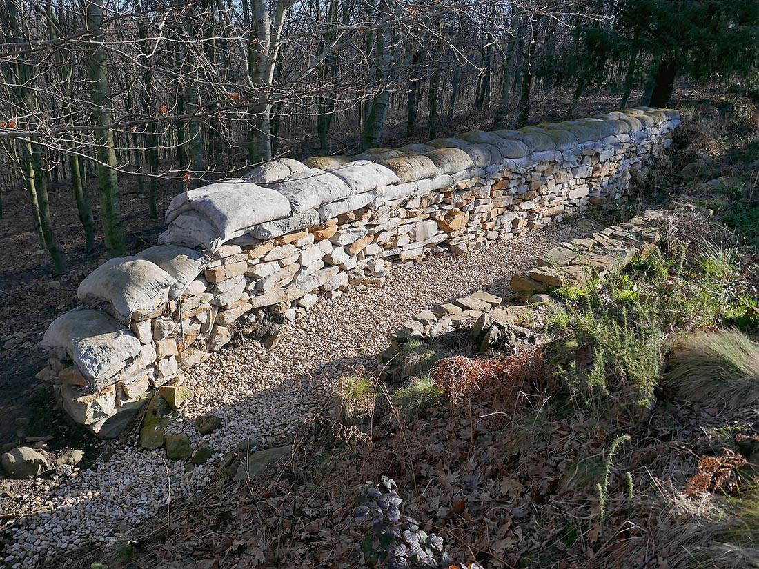 Trincheras del Monte Avril