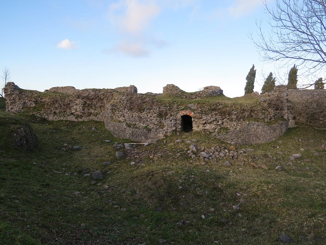 Castillo del monte Arraiz