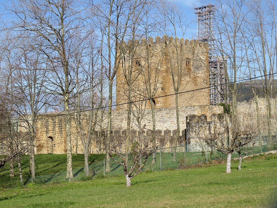 Casa-torre Muñatones