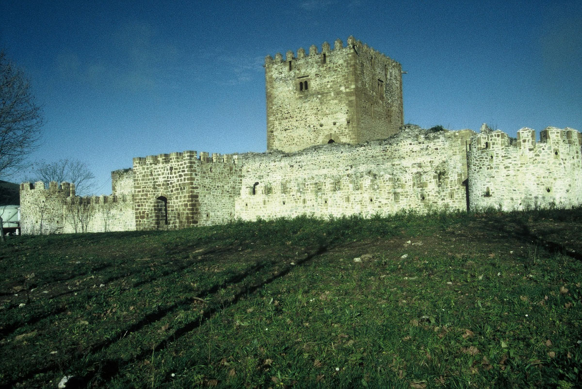 Muñatones gaztelua