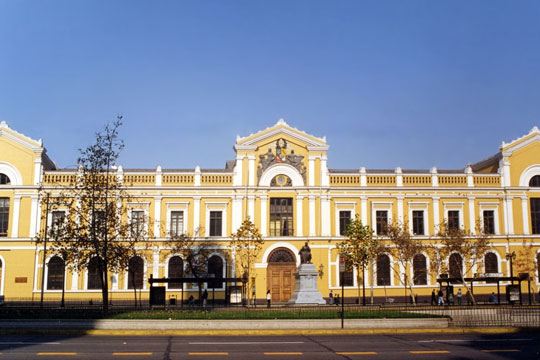 Selección de un lector o lectora de lengua y cultura vasca: Universidad de Chile y Pontificia Universidad Católica de Chile (2025)